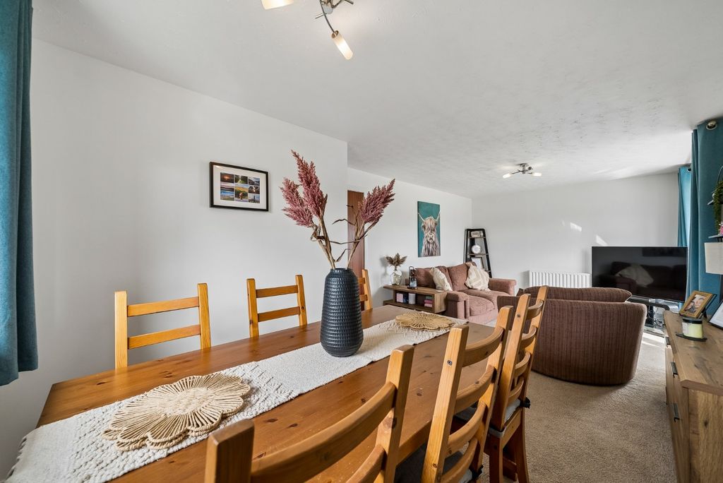 Property photo 2 of 19 Picture No. 06