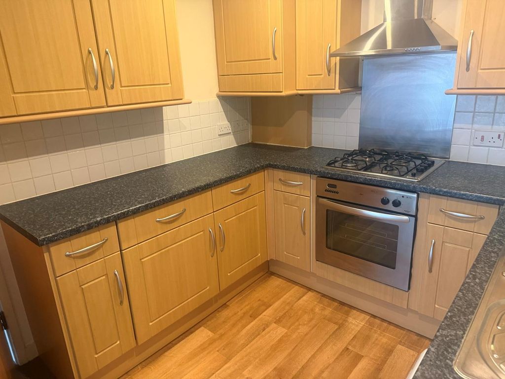 Property photo 3 of 7 3.Jpg