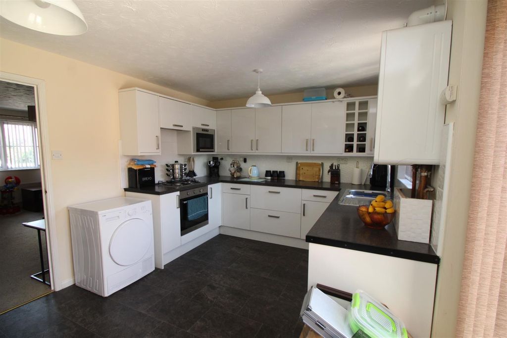 Property photo 2 of 10 Img_5804.Jpg