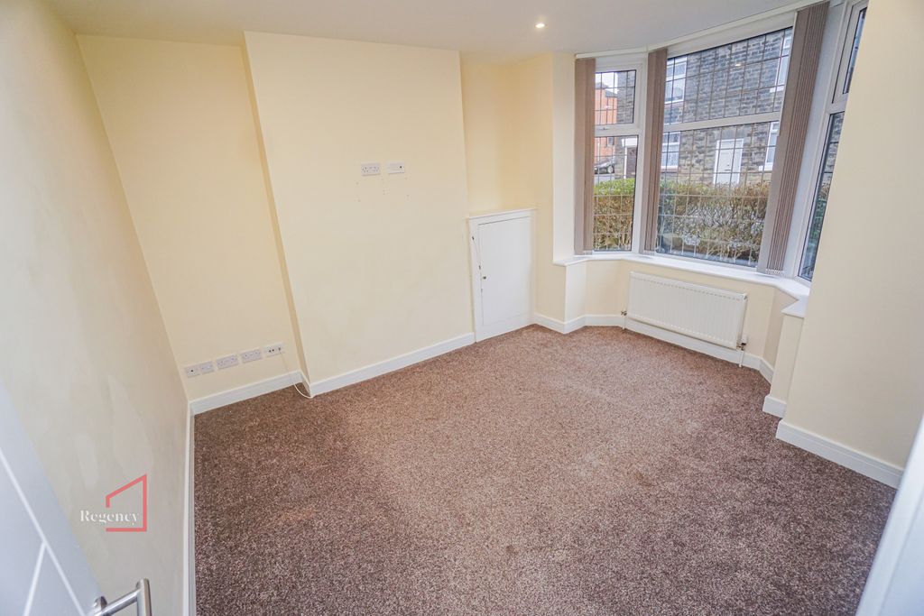 Property photo 2 of 14 Photo 11