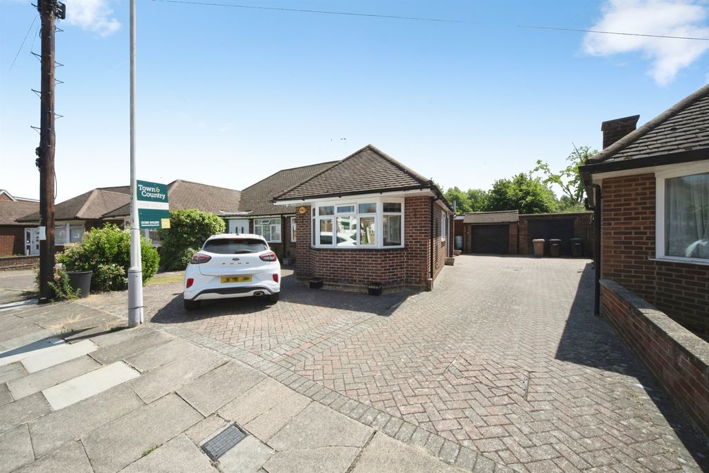 Property photo 1 of 13
