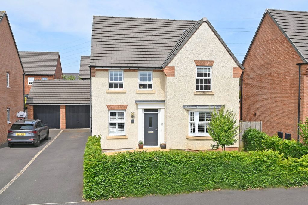 Property photo 1 of 31