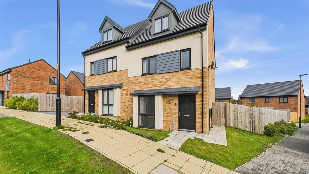 Property photo 1 of 23