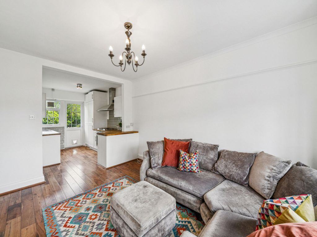 Property photo 3 of 12