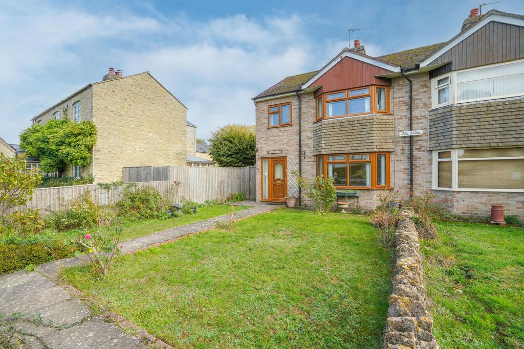 Property photo 1 of 19