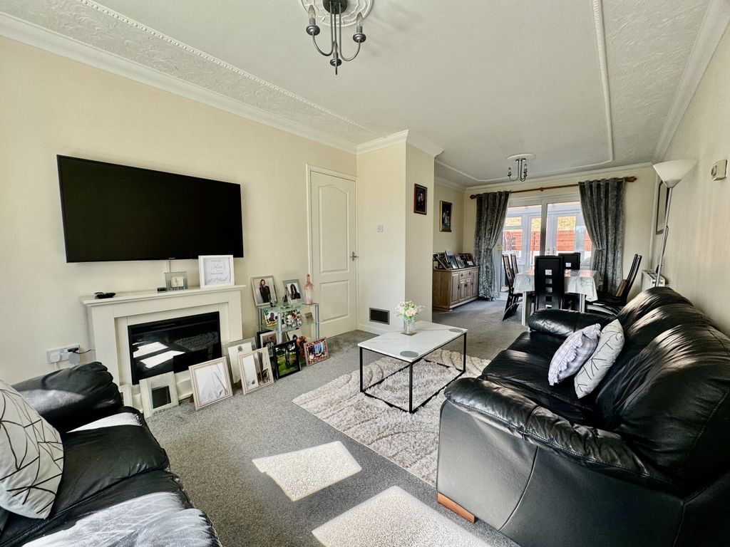 Property photo 2 of 17 Img_6058