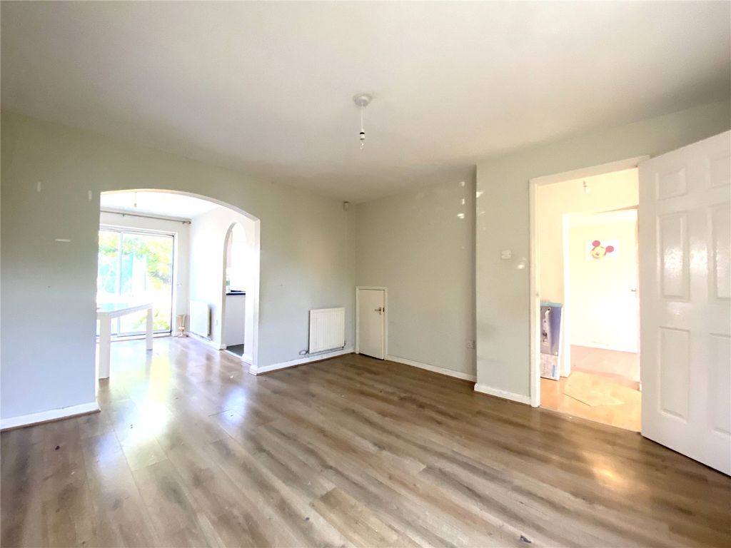 Property photo 3 of 13 Picture No. 06