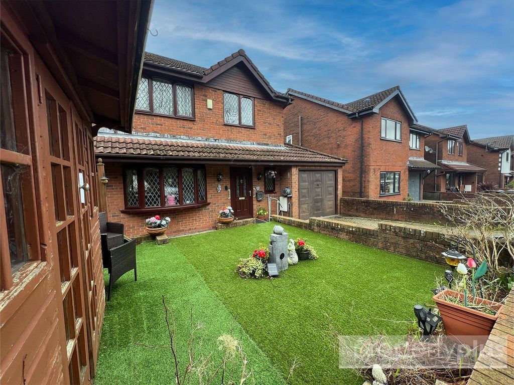 Property photo 1 of 31 Picture No. 28