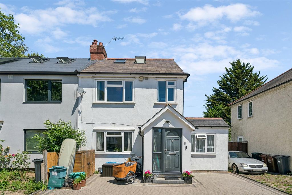 Property photo 1 of 12 Staveley Gardens, W4 - For Sale
