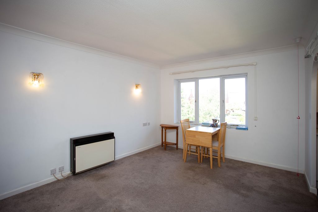 Property photo 3 of 11 Img_6596