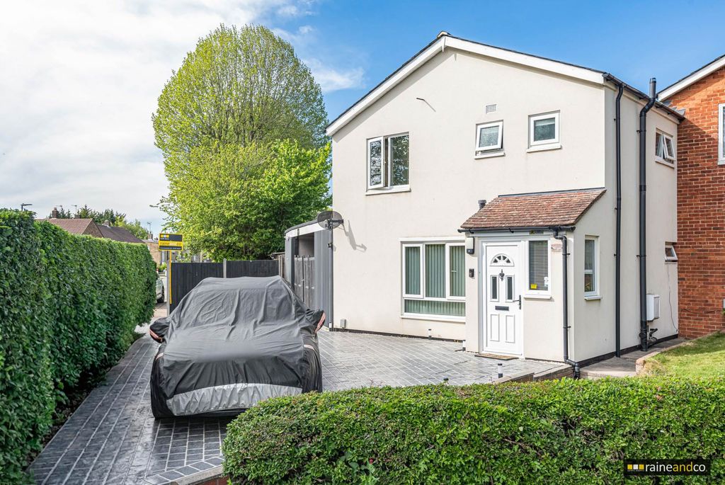 Property photo 1 of 31