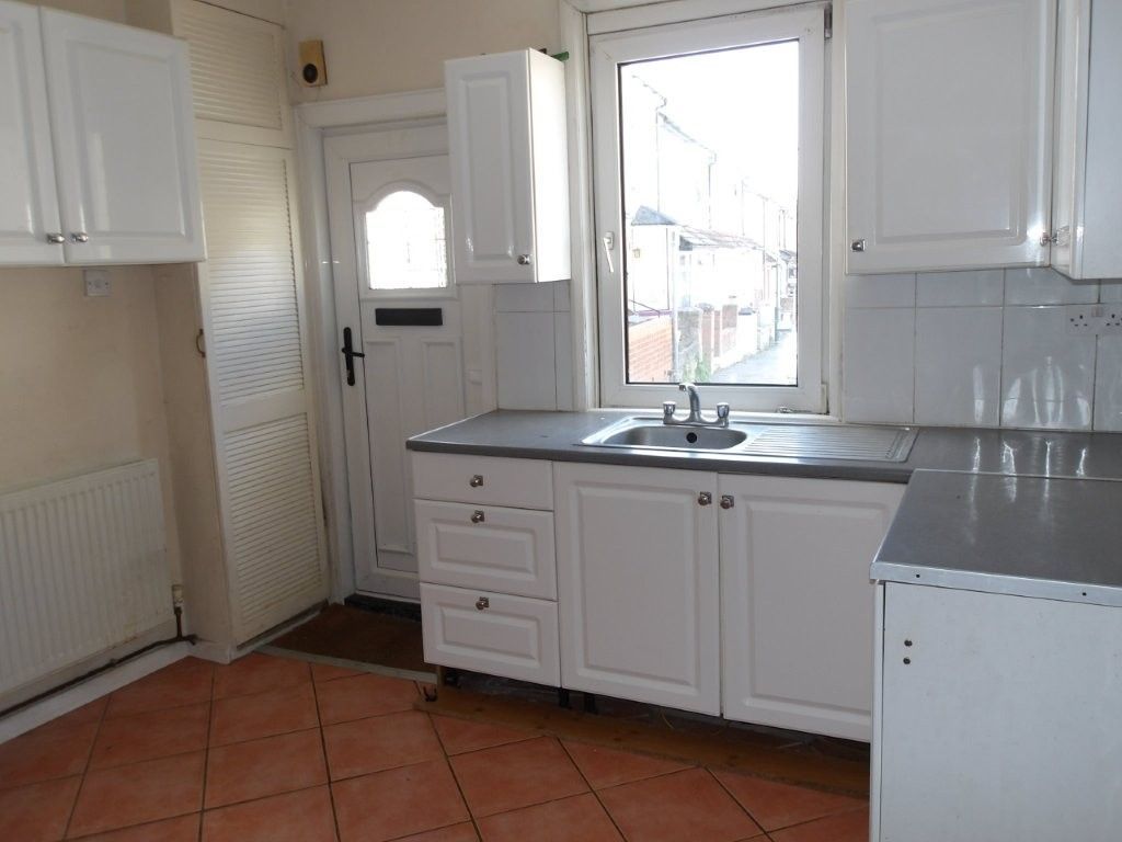 Property photo 2 of 13