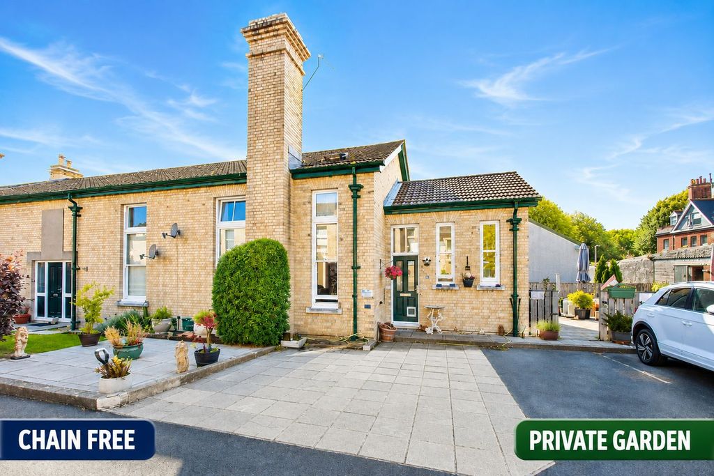Property photo 1 of 15