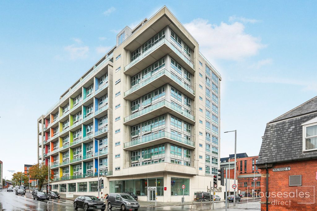 Property photo 1 of 11