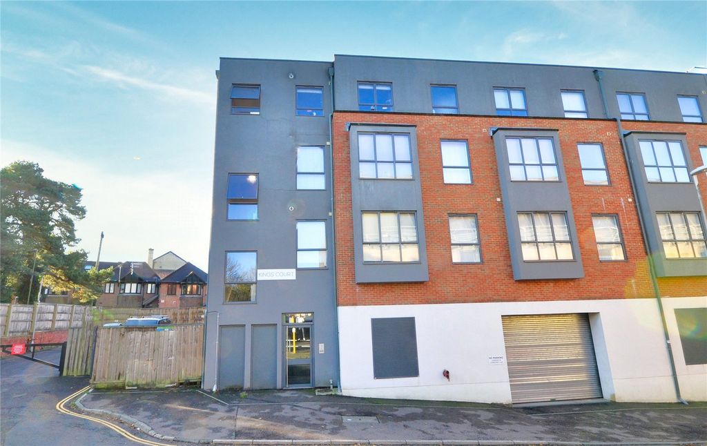 Property photo 1 of 11 Front