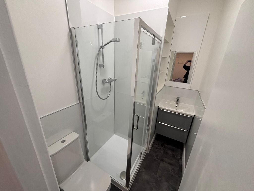 Property photo 3 of 8 Photo 3