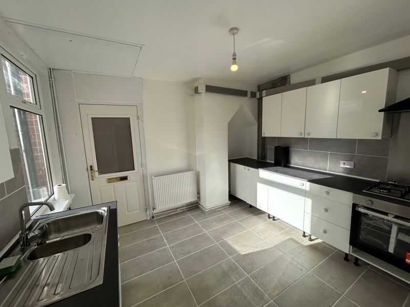 Property photo 2 of 16 Photo 1