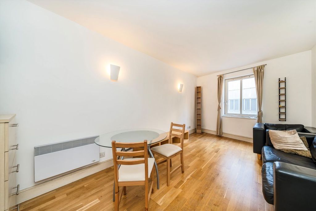 Property photo 2 of 5