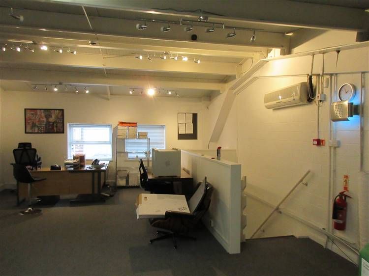 Property photo 2 of 4