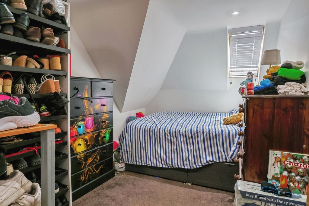 Property photo 1 of 19 Pbox-Img.Jpg