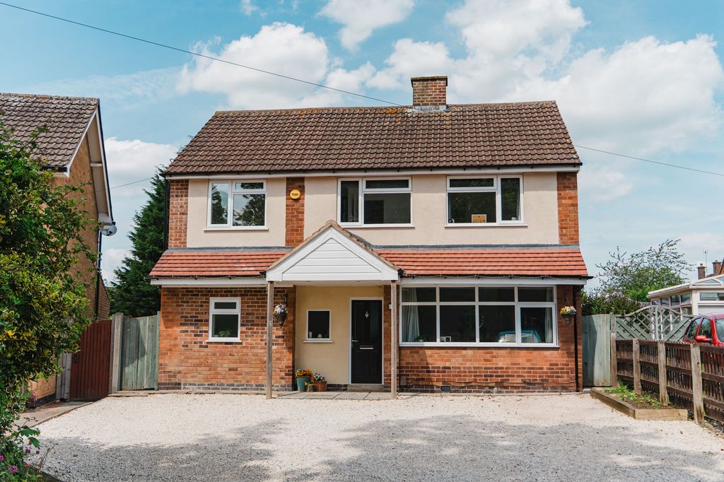 Property photo 1 of 34
