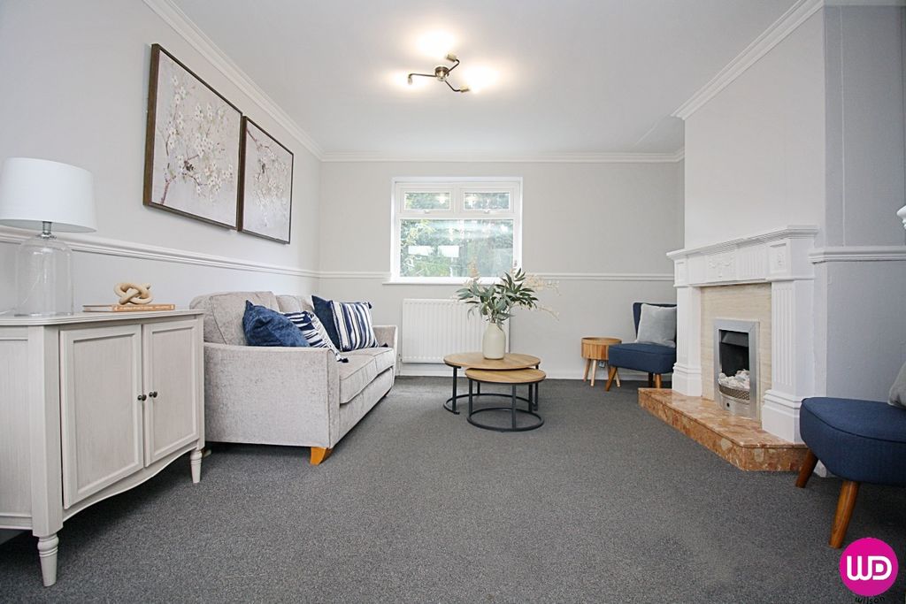 Property photo 3 of 24