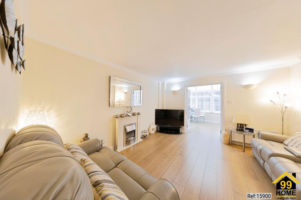 Property photo 3 of 20 Photo 2