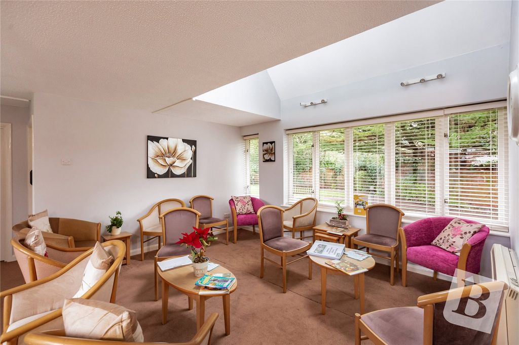 Property photo 2 of 12 Communal Lounge