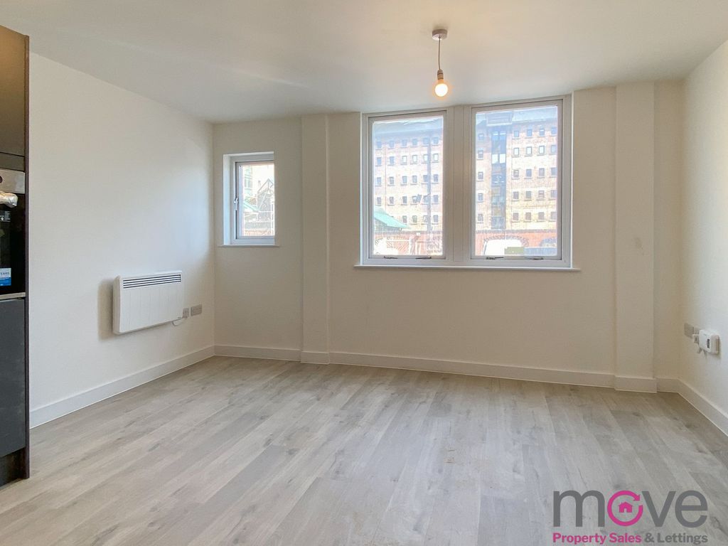 Property photo 3 of 5 Photo 5