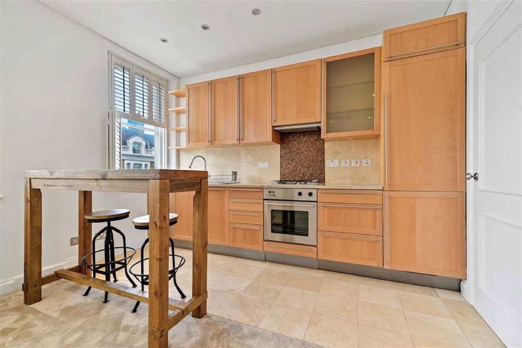 Property photo 3 of 6