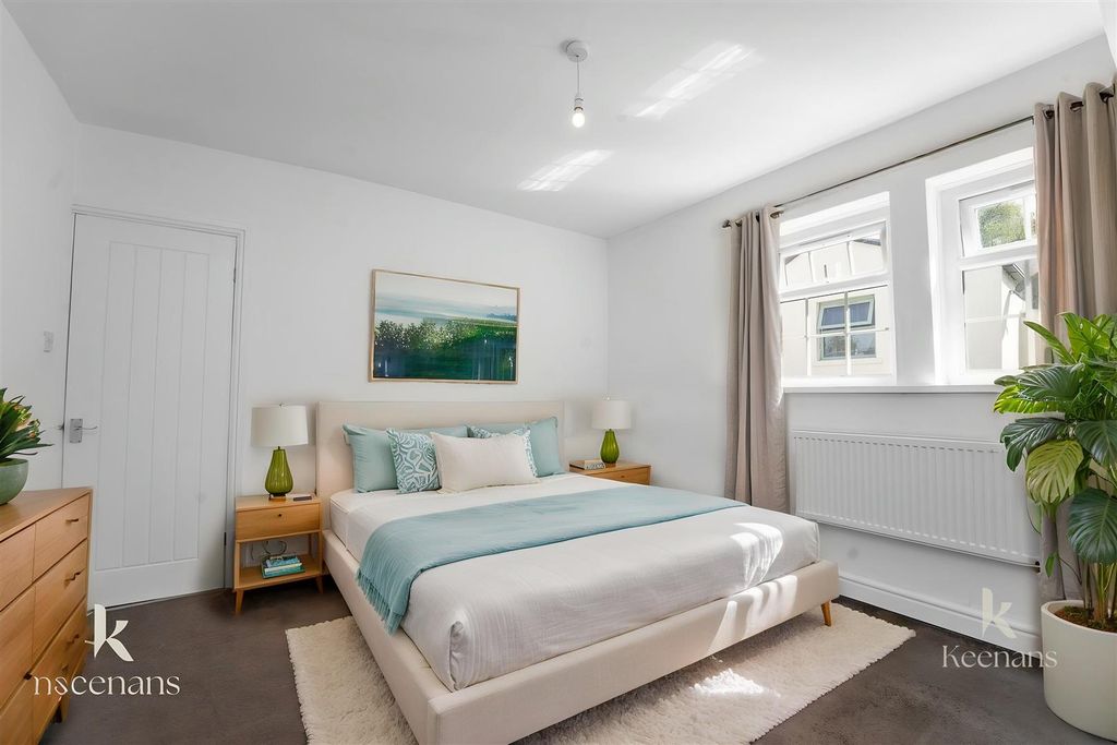 Property photo 3 of 28 Bed-2 - Bedroom - Modern - 2.Jpg