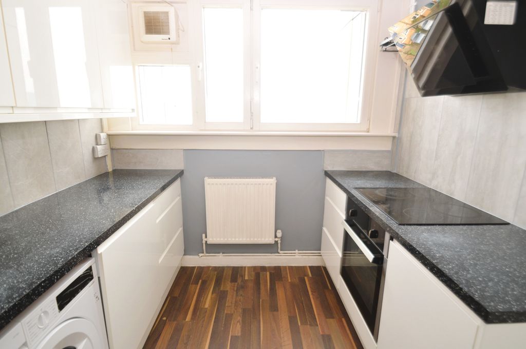 Property photo 3 of 8 Dsc_0873