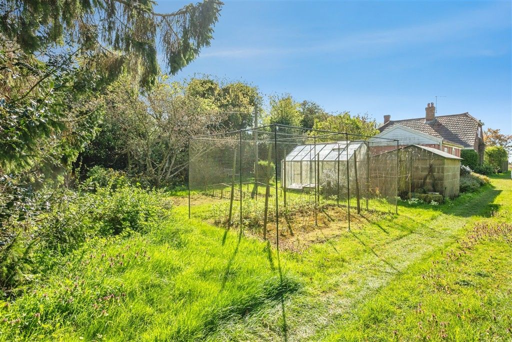 Property photo 3 of 5