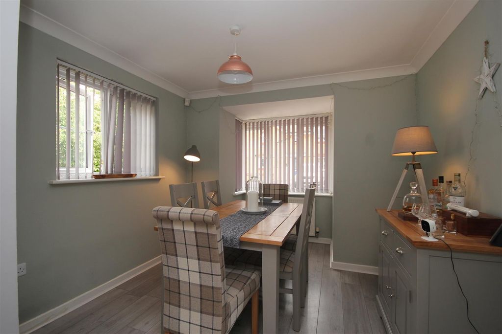 Property photo 3 of 13 Dining.Jpg