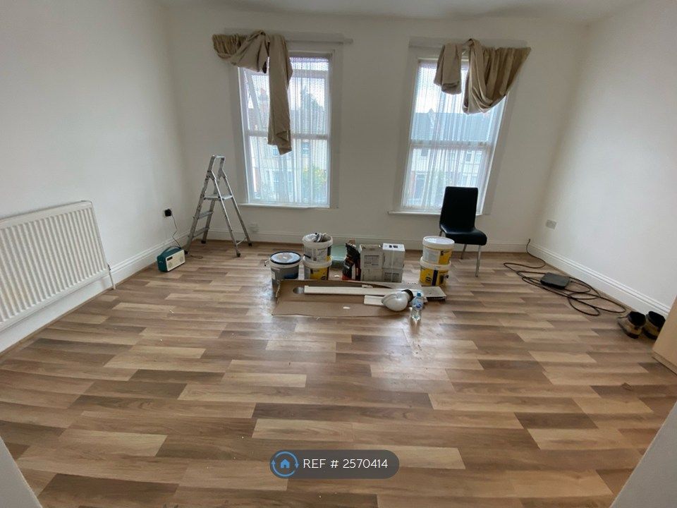 Property photo 3 of 5