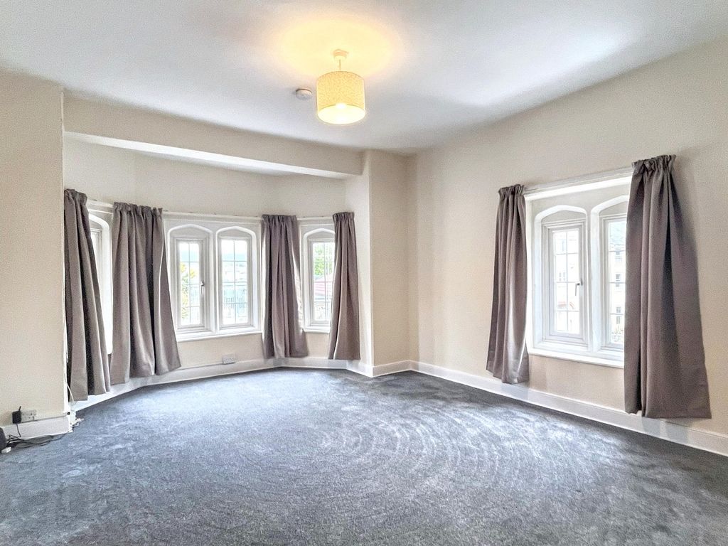 Property photo 2 of 11 Not Specified