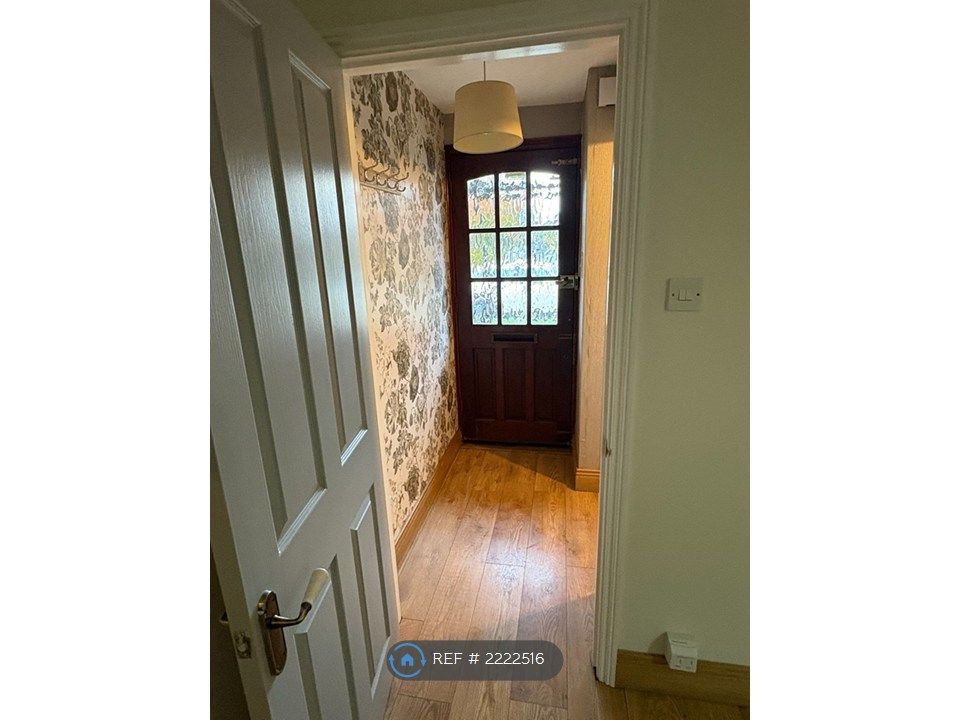 Property photo 2 of 14 Hallqy