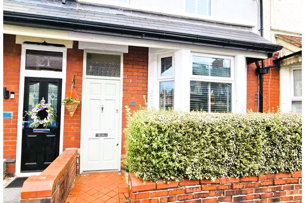 Property photo 1 of 22