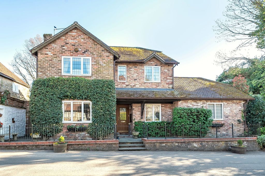 Property photo 1 of 19