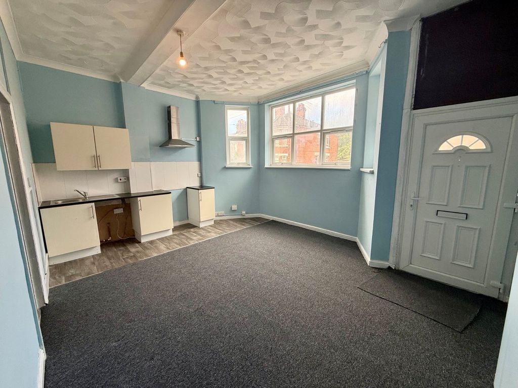 Property photo 2 of 6 Picture No. 06