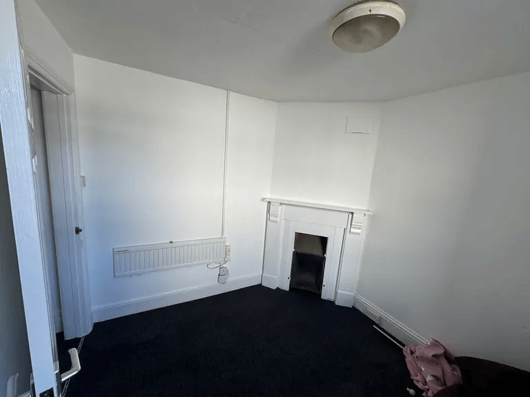 Property photo 3 of 4 Gallery