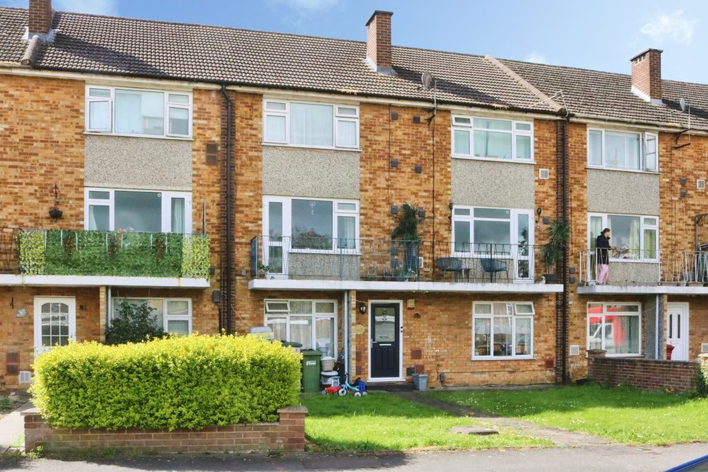 Property photo 1 of 17 Photo 16