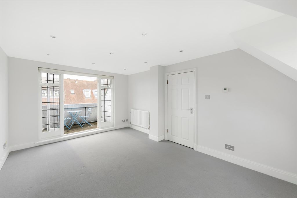 Property photo 1 of 10 Image