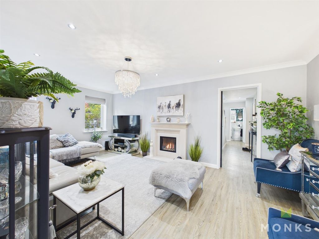 Property photo 2 of 21 Cam01420G0-Pr0839-Still012.Jpg