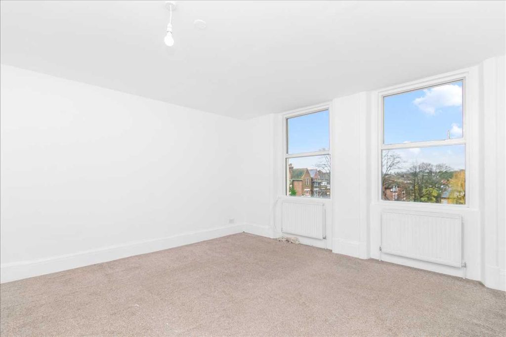 Property photo 1 of 4 Main Picture