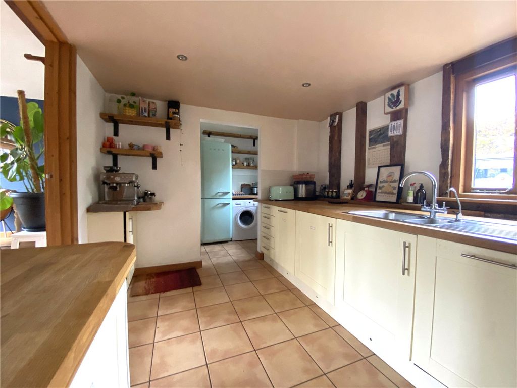 Property photo 3 of 24 Picture No. 07