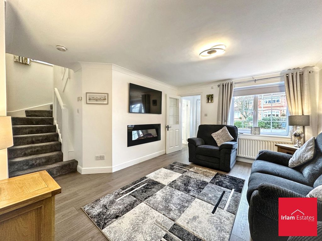 Property photo 3 of 27