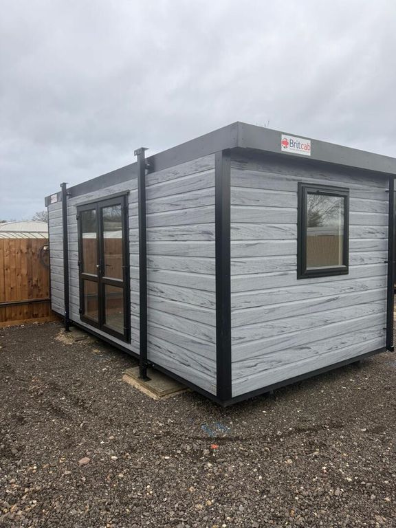 Property photo 3 of 7 Exterior