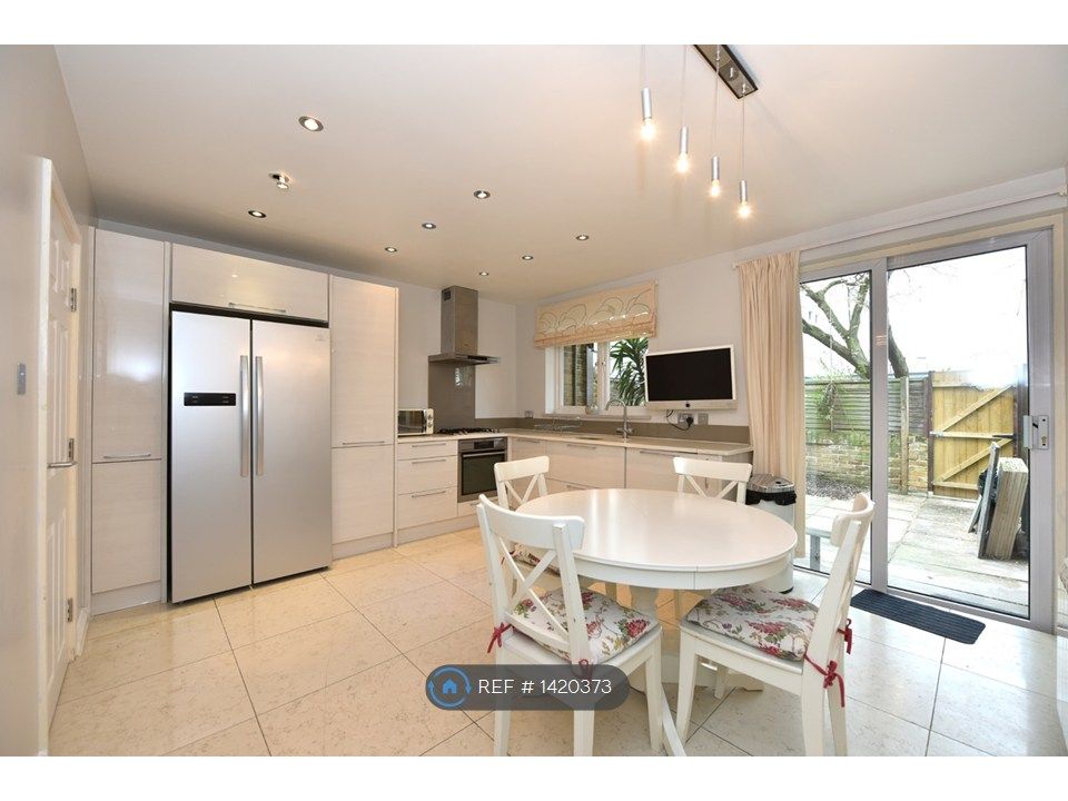 Property photo 1 of 14 Kitchen