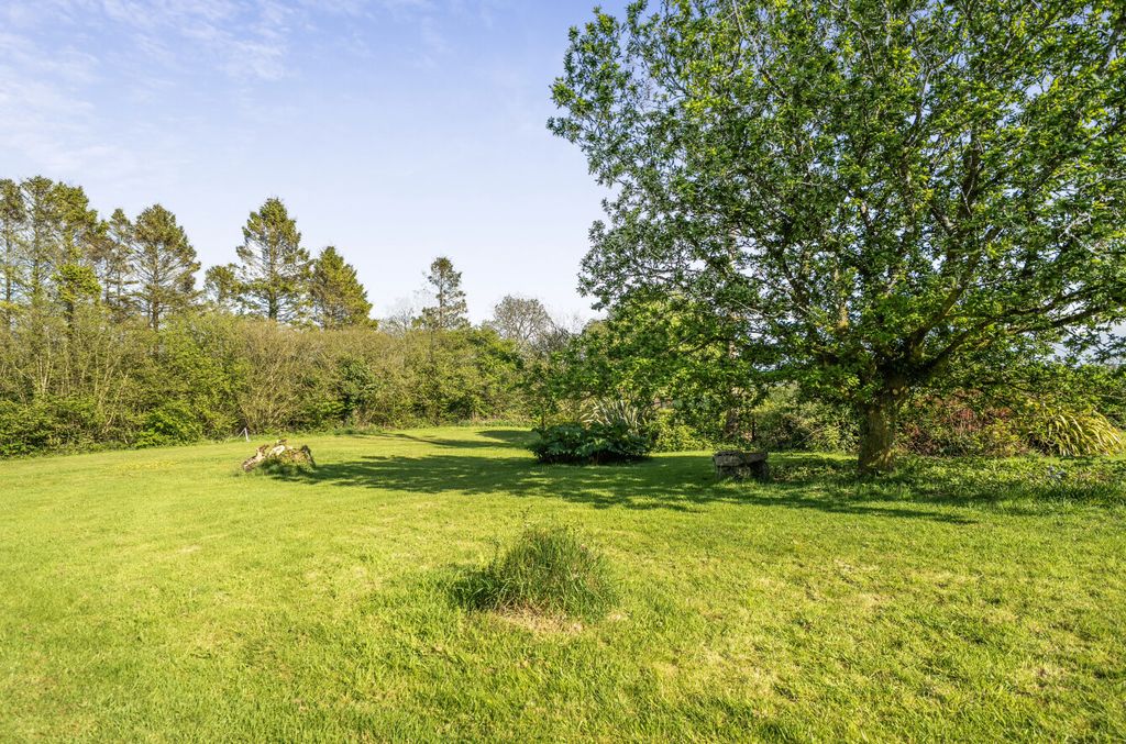 Property photo 2 of 23 1453868-34-69F3A3...